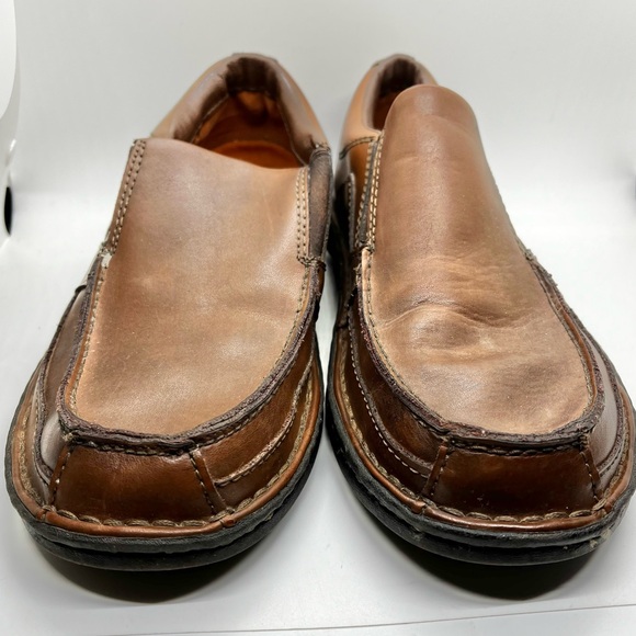 Skechers Arch Support Comfort Men Brown Leather Slip-On Shoes Loafers Size 9.5 - Picture 3 of 7
